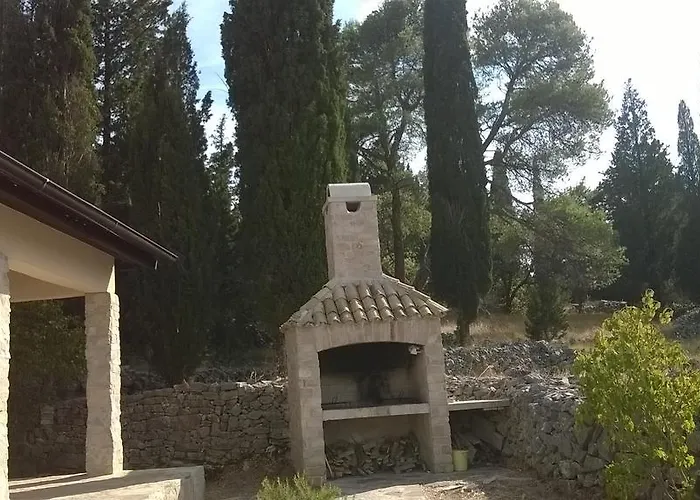 Vila Anja Brusje